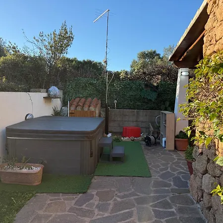 Doriana 2br 5px Freepark Jacuzzi アパート オルビア